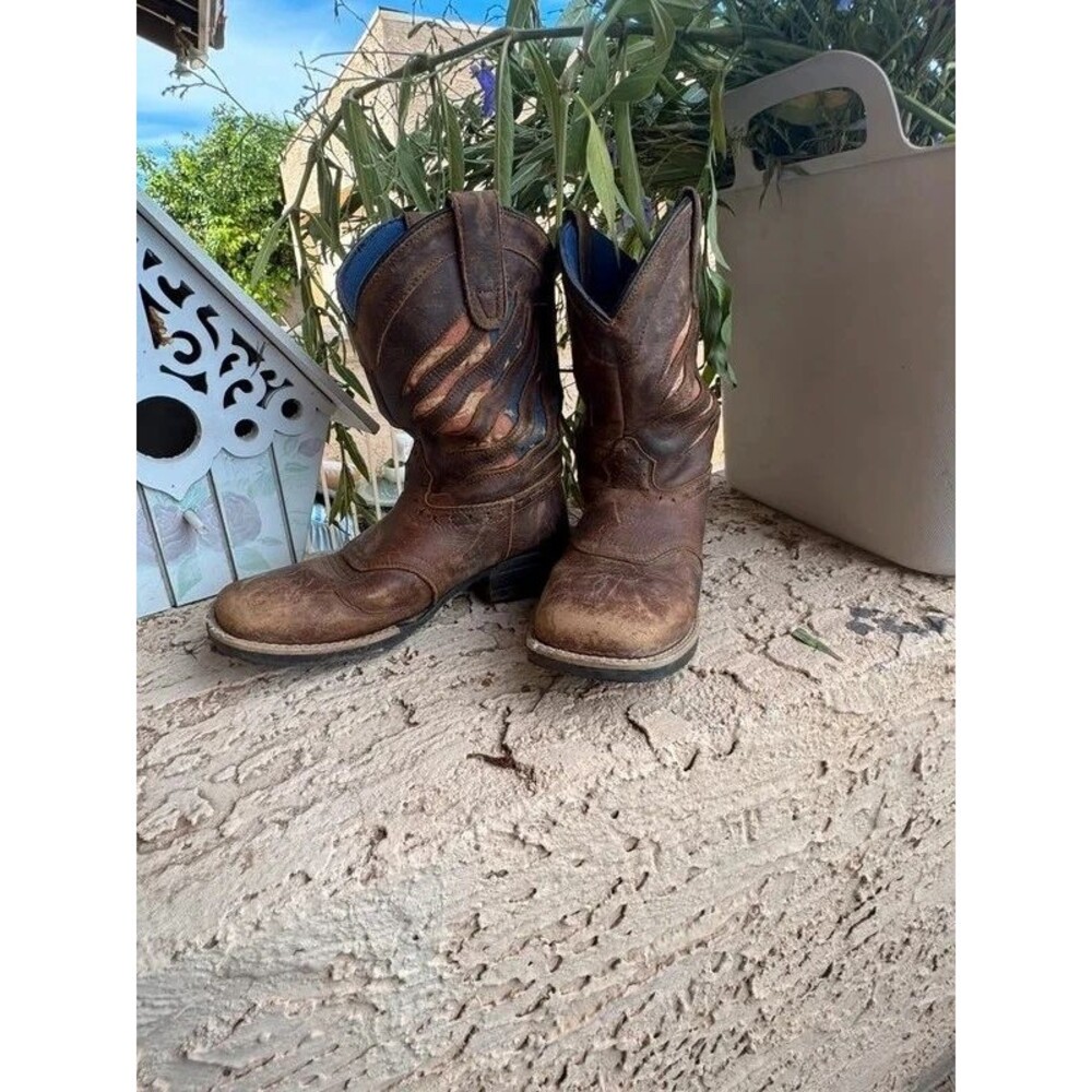 Cody James Ripped Flag Western Cowboy Boots Boys Youth Size 3D Brown Leather